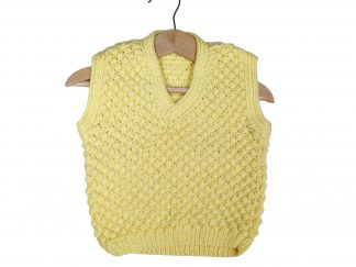 Lasten käsintehty liivi, keltainen