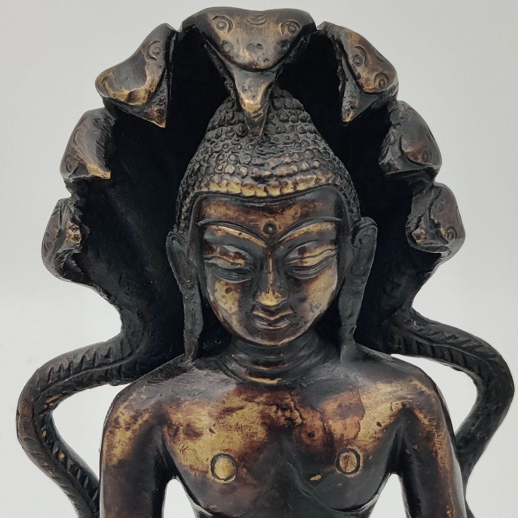 Meditoiva patsas Gautama Buddha - 2