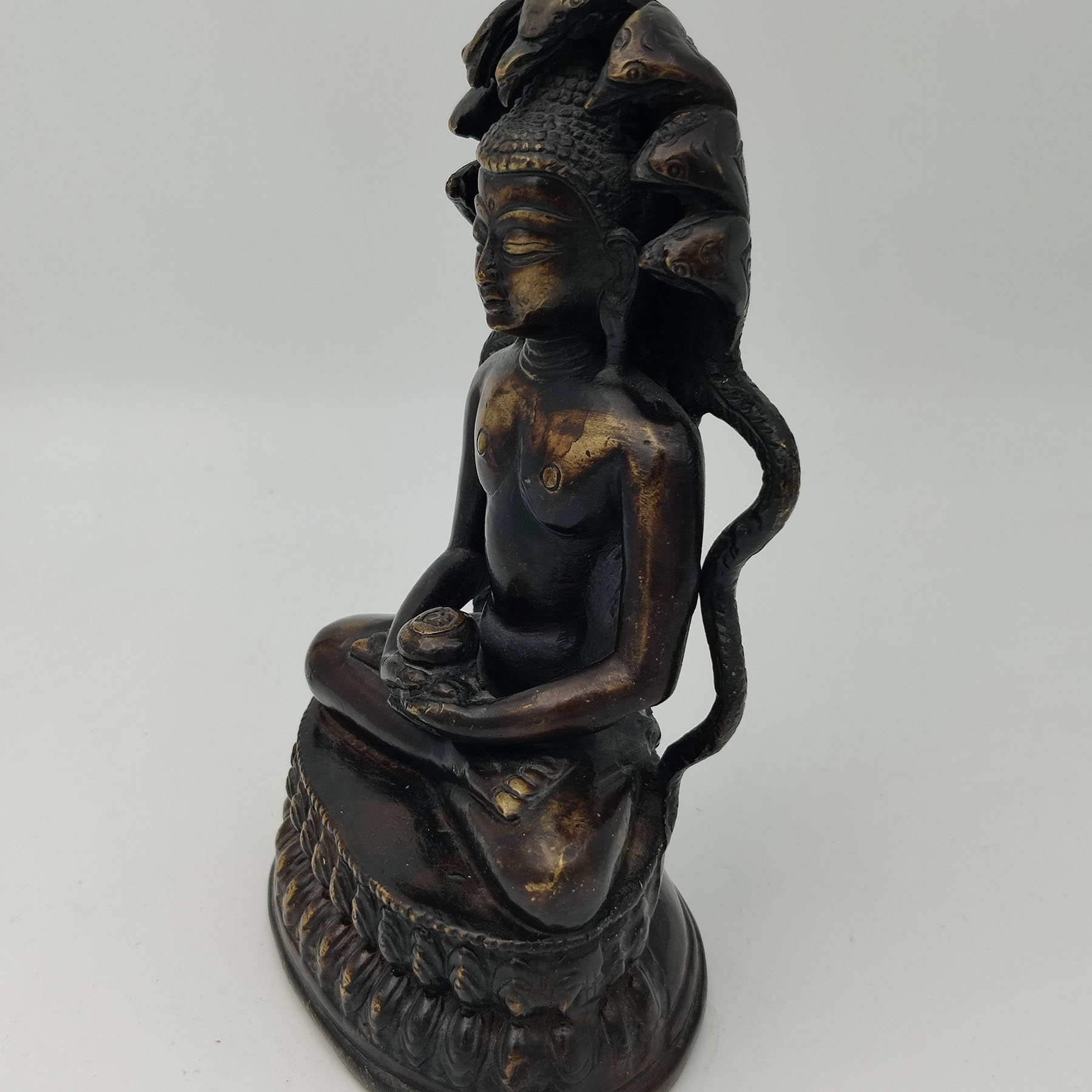 Meditoiva patsas Gautama Buddha - 7